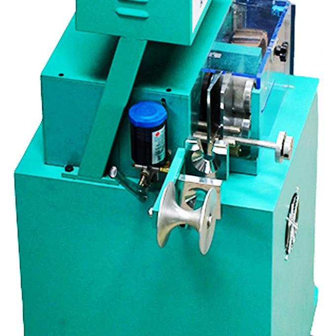 Humanizowana konstrukcja Odpady z tworzyw sztucznych Maszyna do recyklingu butelek Granulator 3kw 2